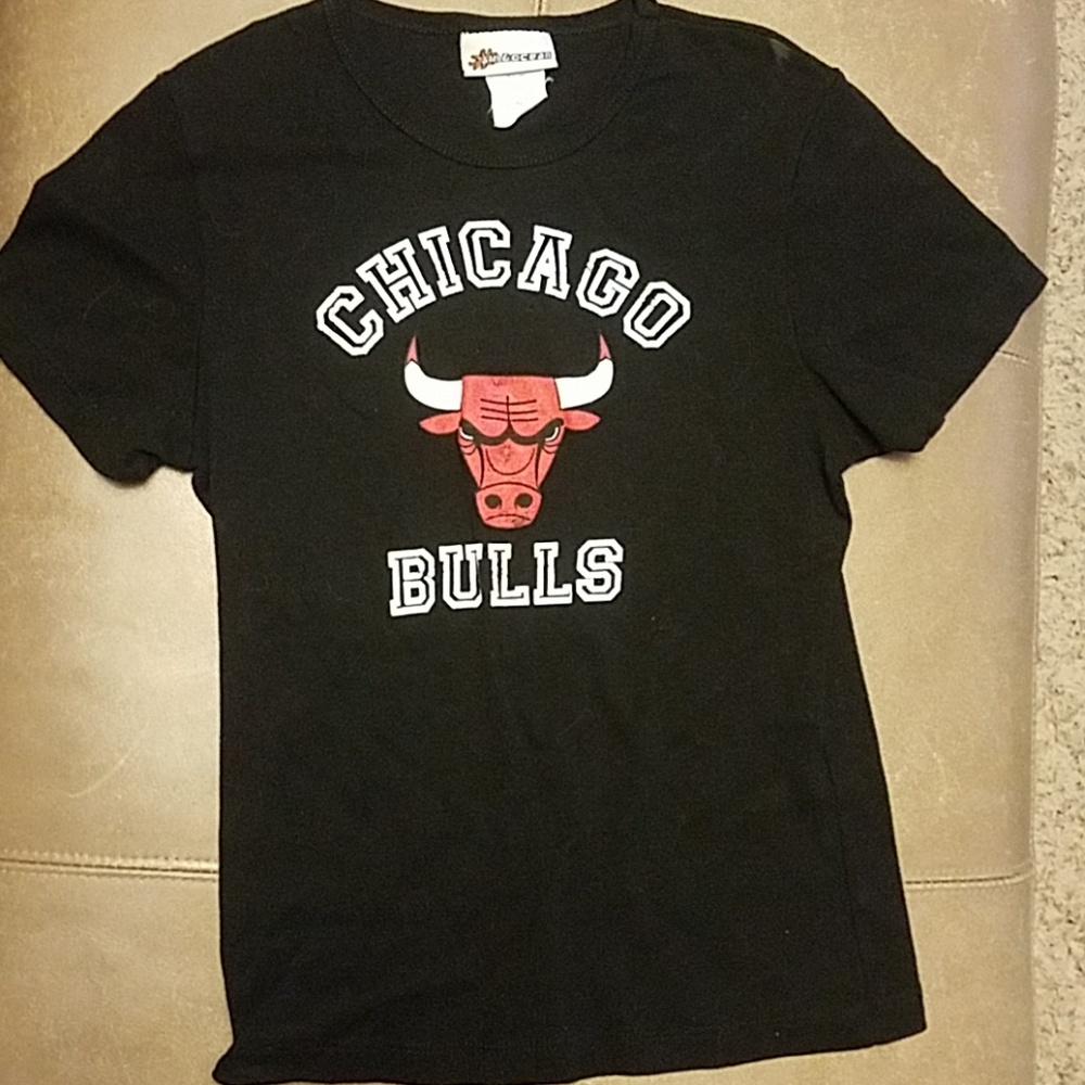 Chicago Bulls women's tshirt
